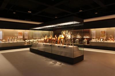 坚定文化自信自强 推进国家文化数字化战略高质量发展
